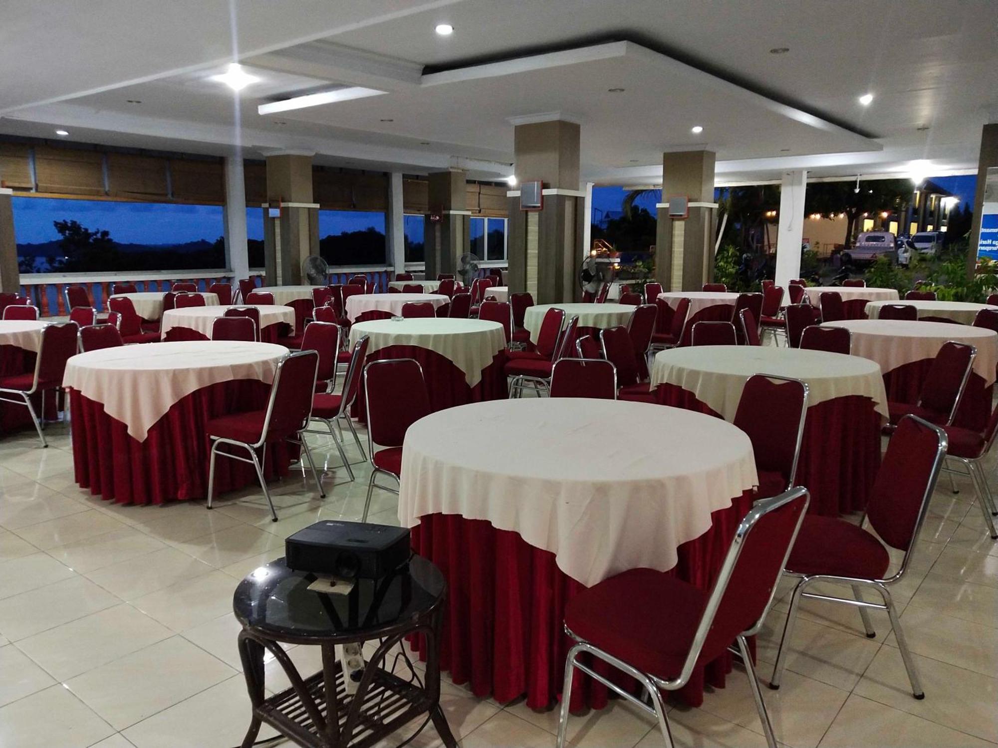 Bukit Kenari Hotel & Restaurant Parepare Exteriér fotografie